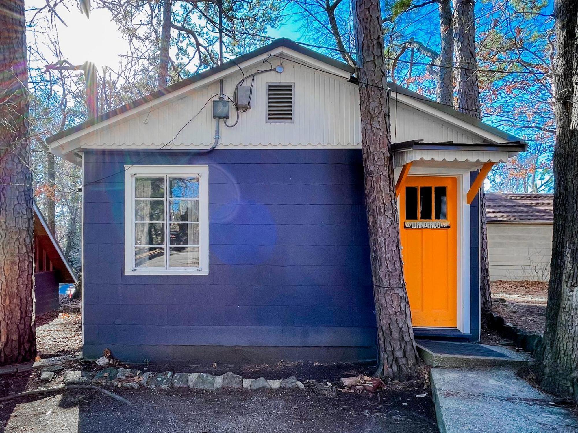 The Wanderoo Lodge Eureka Springs Exterior photo